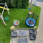 Willa Jolka - Parking Bezplatny, Plac Zabaw, Wiata Grillowa